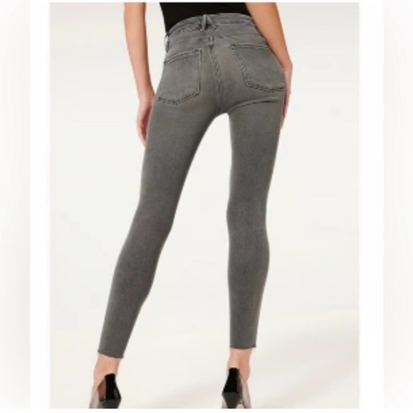 Good American Grey Good Waist Crop Raw Hem Skinny Jeans Size 29 - Picture 2 of 8